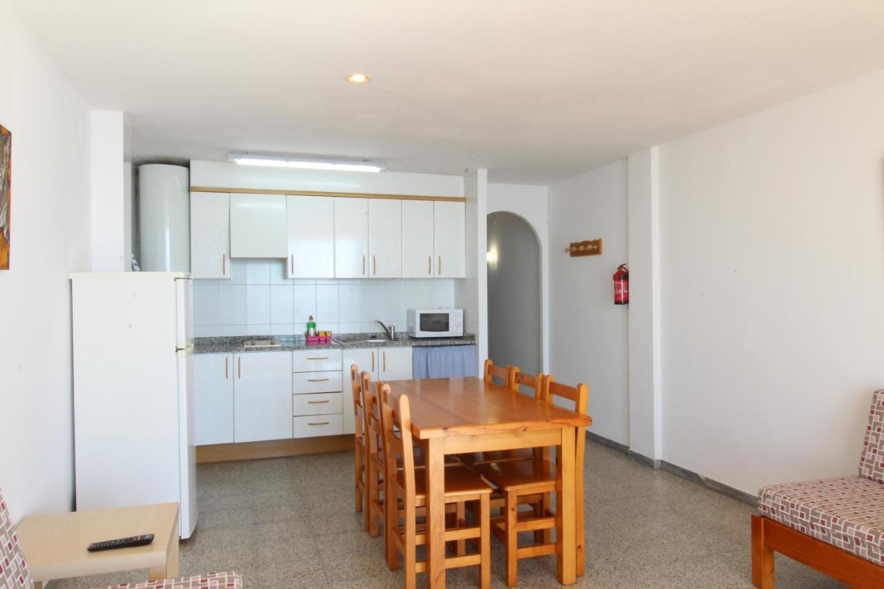 Apartaments El Sorrall Blanes Bagian luar foto