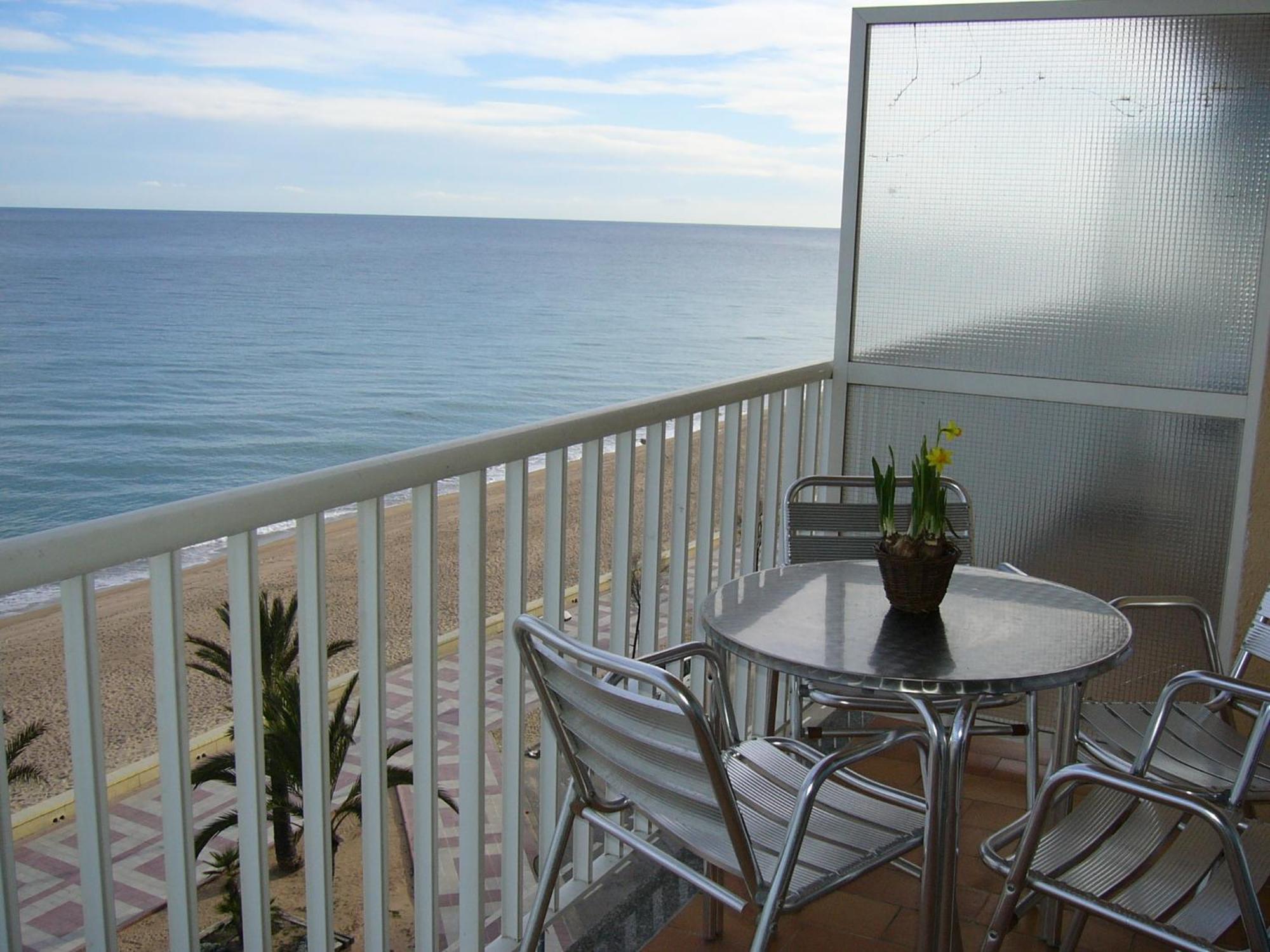 Apartaments El Sorrall Blanes Ruang foto