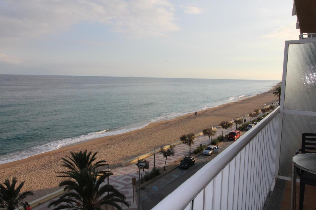 Apartaments El Sorrall Blanes Bagian luar foto